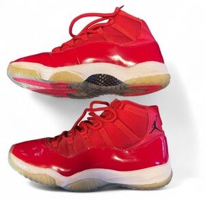 Air Jordan 11 Retro Win Like 96 Basketball Shoes